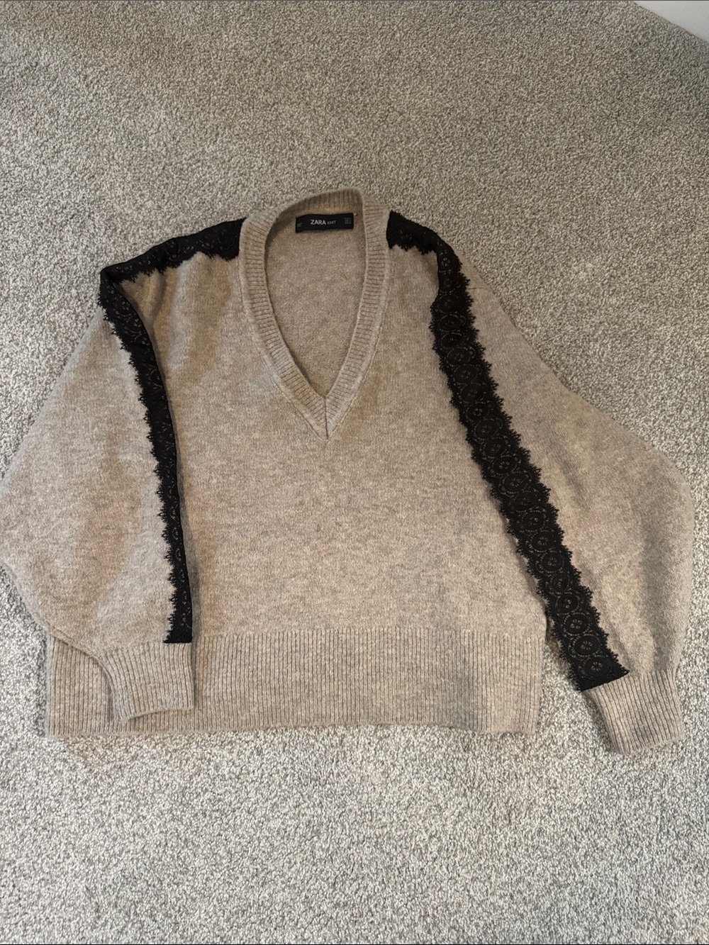 Zara Beige V-Neck Sweater with Black Lace